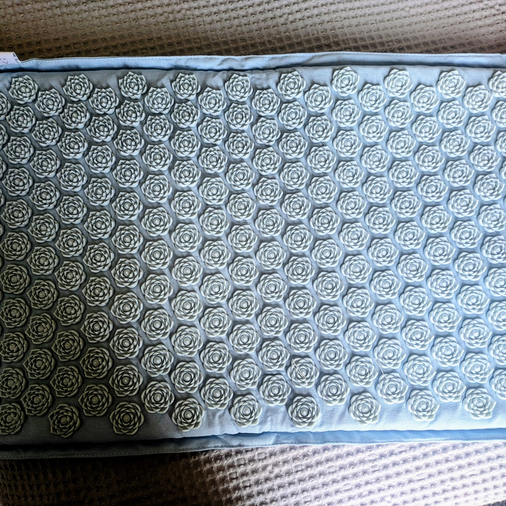 Ajna Blue Acupressure Mat Plus Pillow